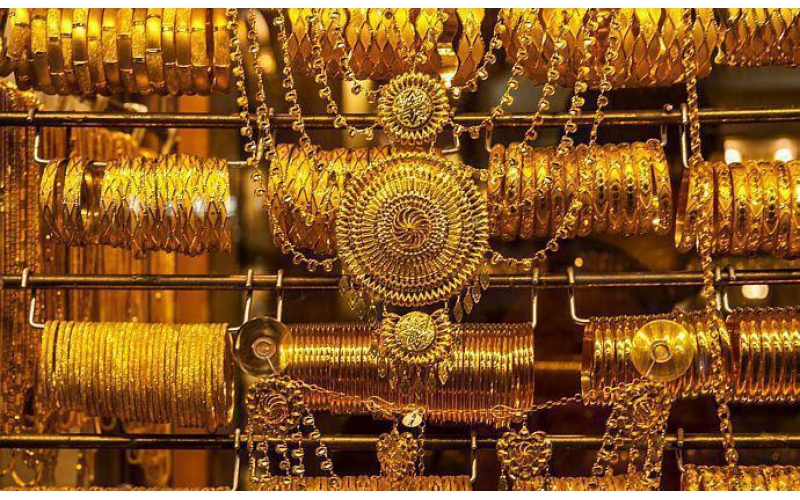 多地典當(dāng)“金包銀”首飾騙取14萬余元，收獲一副“銀手銬”